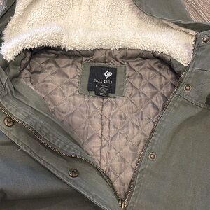 Army green hooded coat